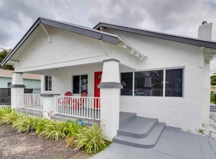 Single-family house For Sale in 1022, State Street, West Palm Beach, Florida