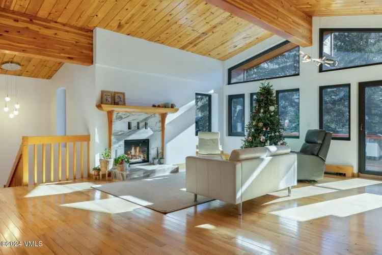 Single-family house For Sale in Vail, Colorado