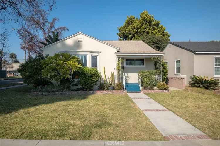 Single-family house For Sale in 1801, East 57th Street, Long Beach, California