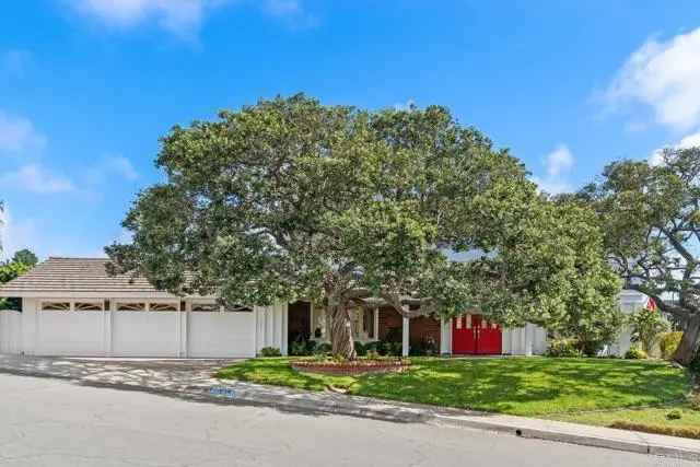 Single-family house For Sale in 5347, Westknoll Drive, San Diego, California