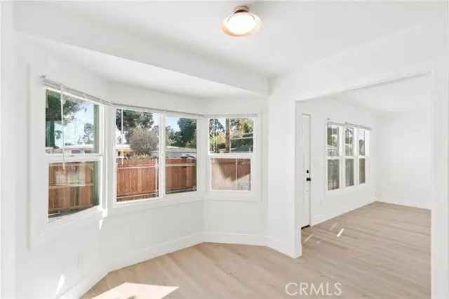 Single-family house For Sale in 2425, 77th Avenue, Oakland, California