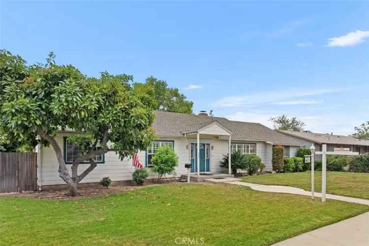 Single-family house For Sale in 621, North Mountain View Place, Fullerton, California