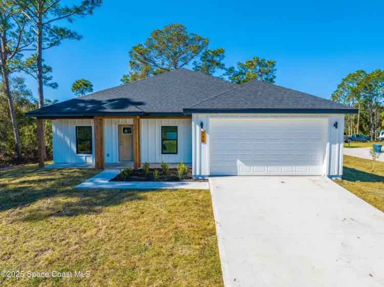 Single-family house For Sale in 746, Underhill Avenue Southeast, Palm Bay, Florida