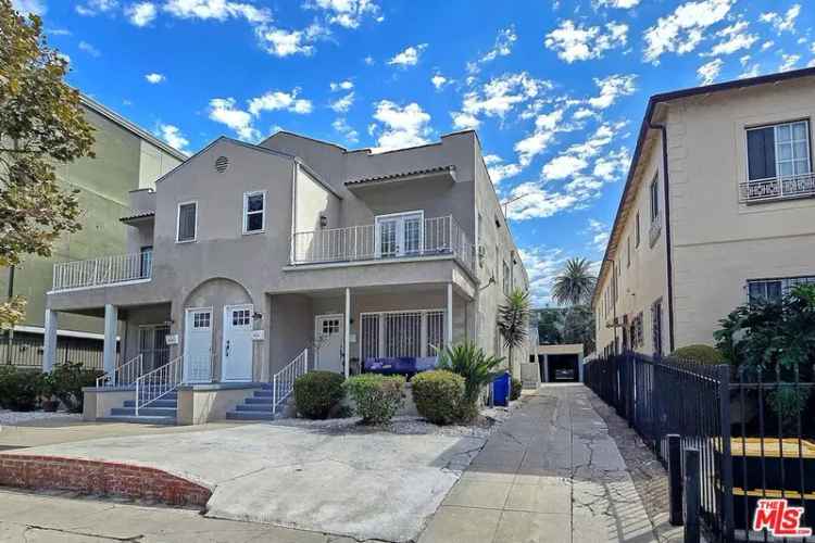 Multi-family house For Sale in 854, South Gramercy Place, Los Angeles, California