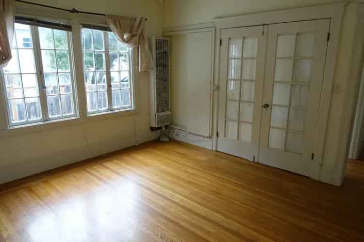 Spacious 3-Bedroom Apartment Near Downtown and UC Berkeley