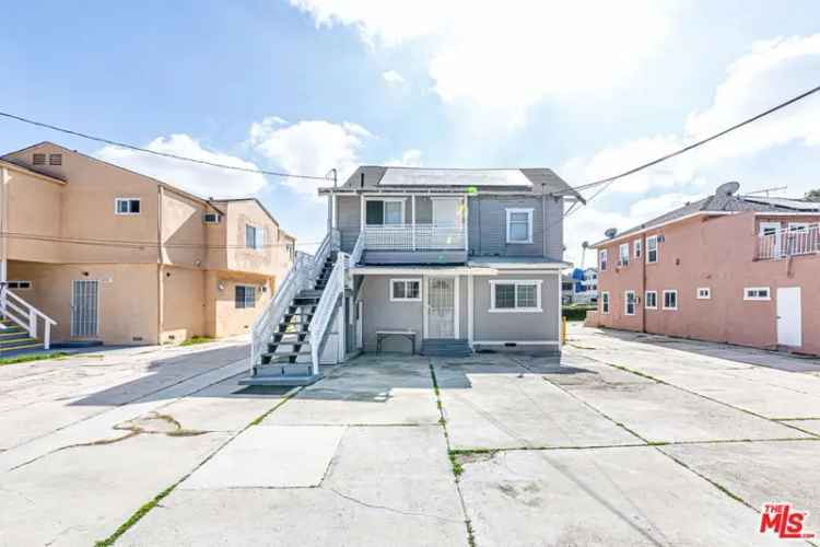 Multi-family house For Sale in 1717, Crenshaw Boulevard, Los Angeles, California