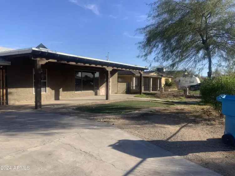 Single-family house For Sale in 9, South 30th Avenue, Phoenix, Arizona