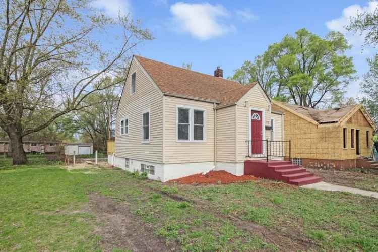 Single-family house For Sale in 1330, Taney Place, Gary, Indiana