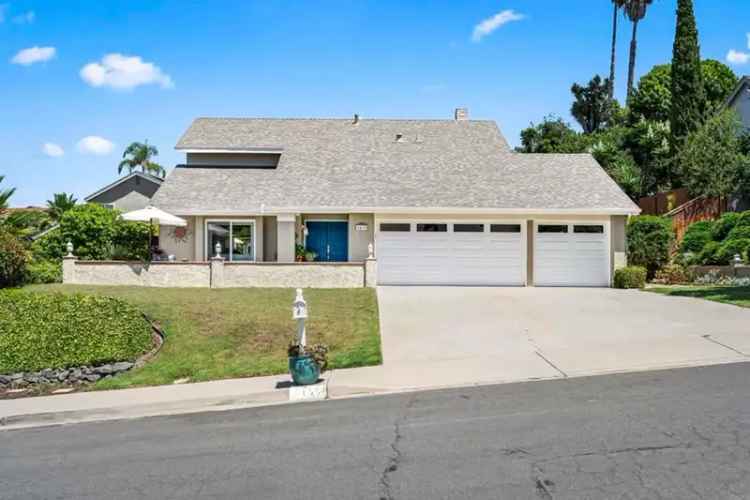 Single-family house For Sale in 6430, El Perico Lane, Carlsbad, California