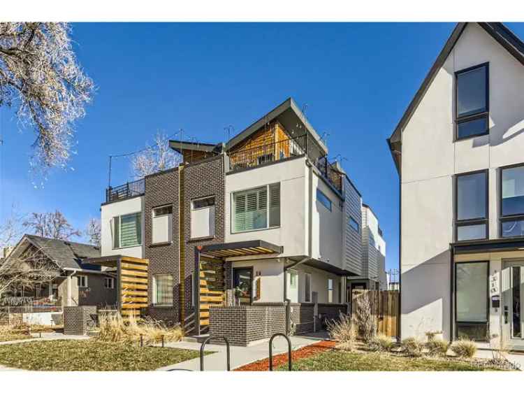 Single-family house For Sale in 1312, Stuart Street, Denver, Colorado