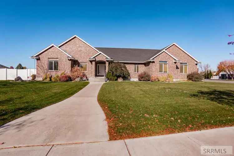 Single-family house For Sale in 2855, Woodbridge Drive, Idaho Falls, Idaho