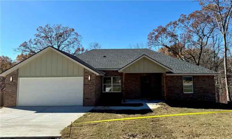 Single-family house For Sale in 40, Islay Drive, Bella Vista, Arkansas