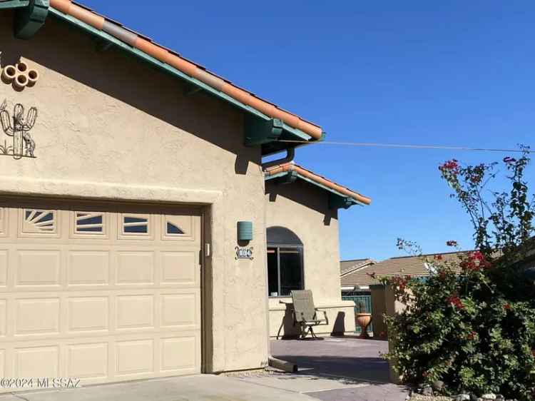 Single-family house For Sale in Green Valley, Arizona