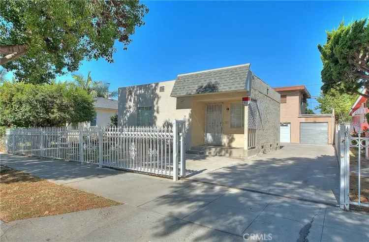 Multi-family house For Sale in Long Beach, California