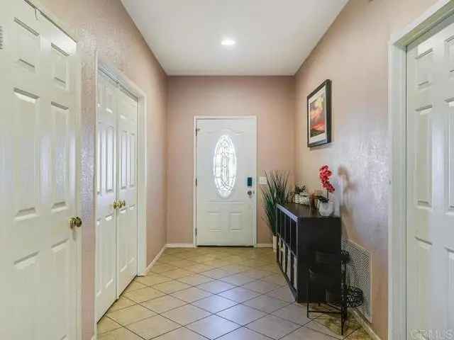 Single-family house For Sale in 1052, Via Vera Cruz, San Marcos, California