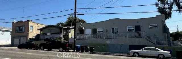 Multi-family house For Sale in Los Angeles, California