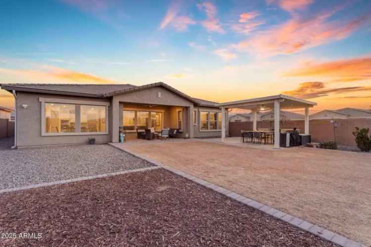 Single-family house For Sale in 22812, East Excelsior Avenue, Queen Creek, Arizona