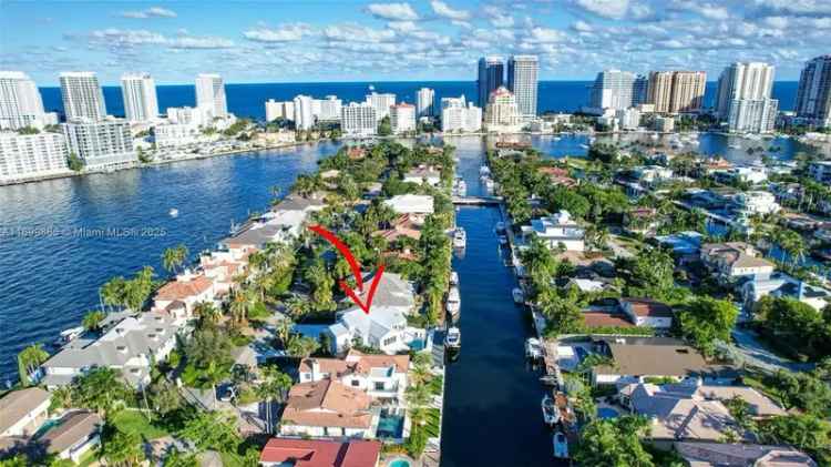 Single-family house For Sale in Fort Lauderdale, Florida