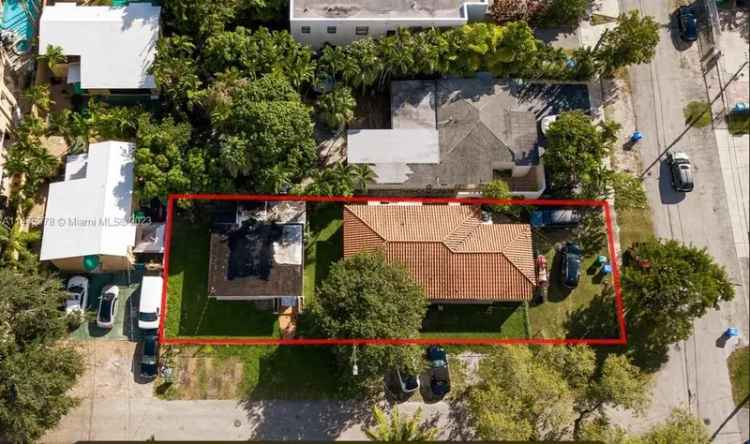 Multi-family house For Sale in 3388, Southwest 28th Terrace, Miami, Florida