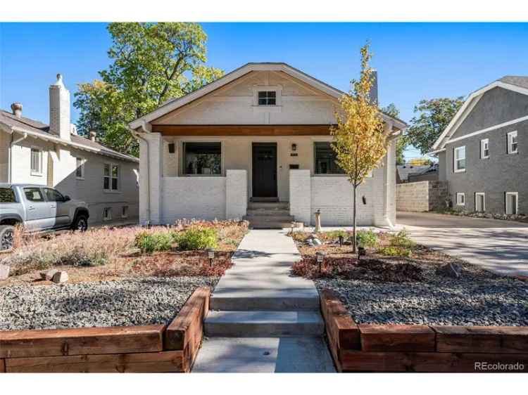 Single-family house For Sale in 1420, Dexter Street, Denver, Colorado