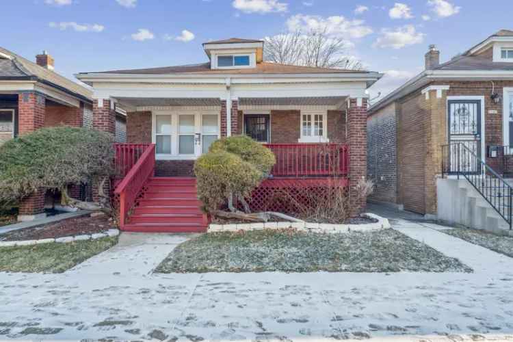 Single-family house For Sale in 9343, South Eberhart Avenue, Chicago, Illinois