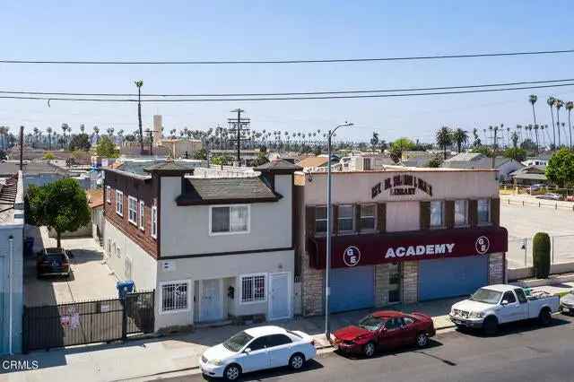 Multi-family house For Sale in Los Angeles, California