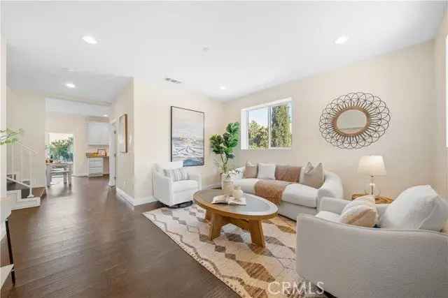 Single-family house For Sale in Torrance, California