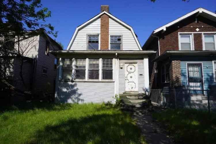 Single-family house For Sale in 448, Jackson Street, Gary, Indiana