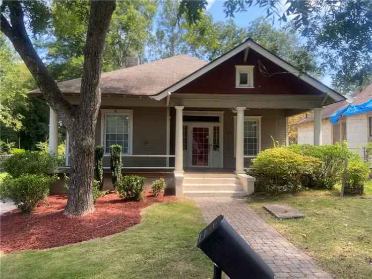 Single-family house For Sale in 1123, Arlington Avenue Southwest, Atlanta, Georgia