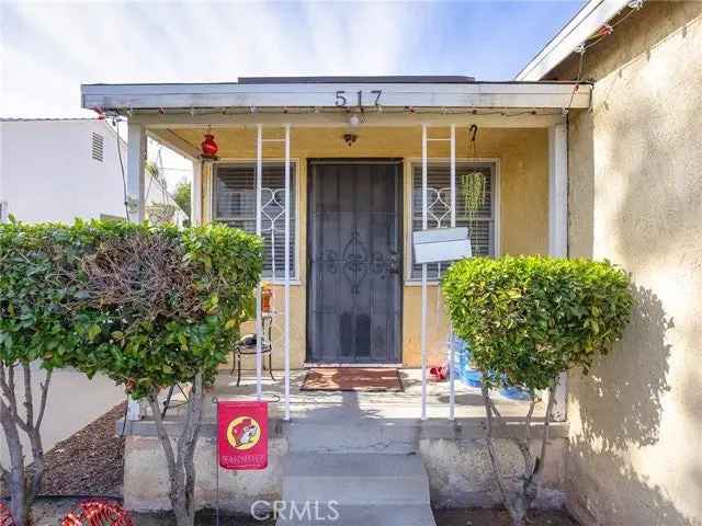 Single-family house For Sale in Burbank, California