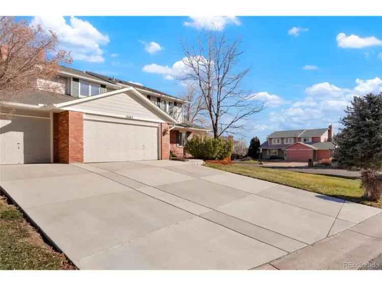 Single-family house For Sale in 11102, Zephyr Street, Westminster, Colorado