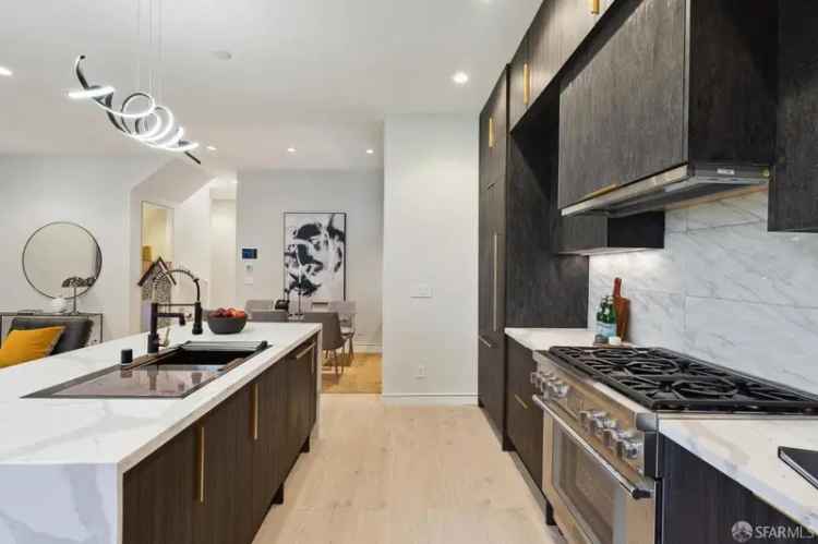 Condo For Sale in 4036, 18th Street, San Francisco, California