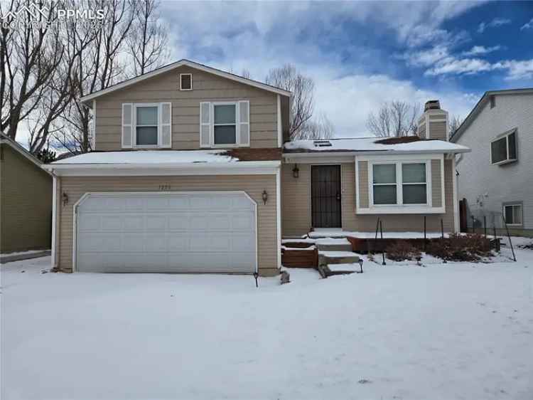 Single-family house For Sale in 7208, White Buffalo Road, Colorado Springs, Colorado