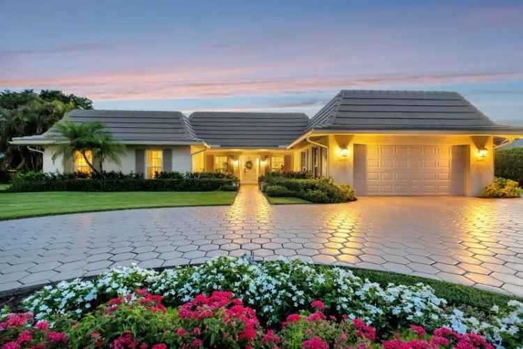 Single-family house For Sale in Boynton Beach, Florida