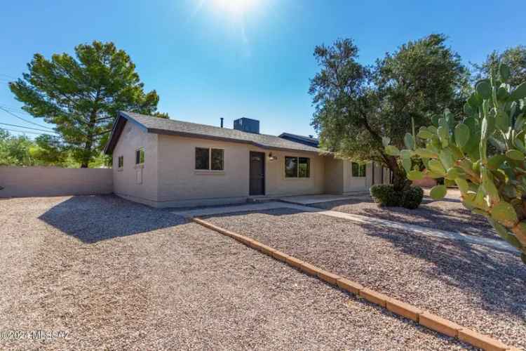 Single-family house For Sale in 473, South Kenyon Drive, Tucson, Arizona