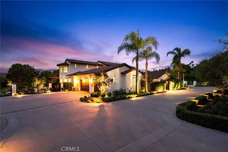 Single-family house For Sale in Orange, California