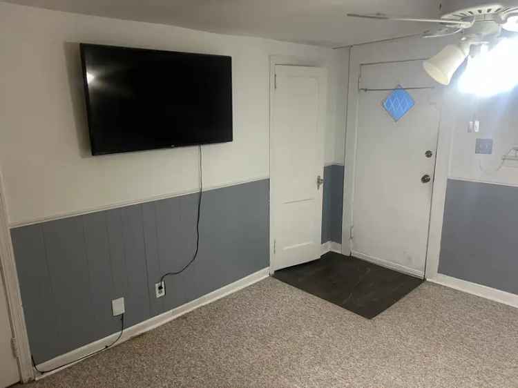 Studio Apartment near Downtown Decatur Emory University