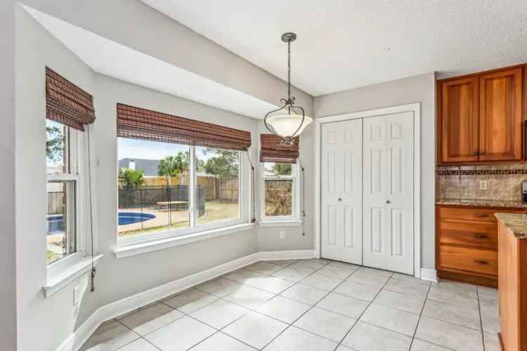 Gulf Breeze Home for Rent: 4-Bedroom Pool Home