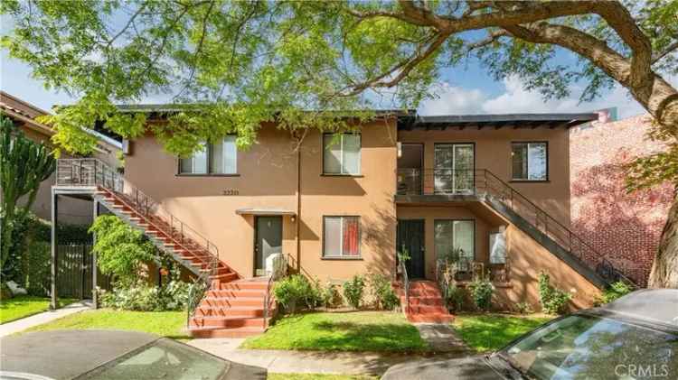 Multi-family house For Sale in 2220, Brenta Place, Los Angeles, California