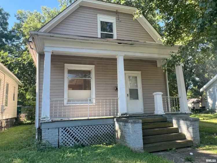 Single-family house For Sale in 1302, West John H Gwynn Jr Avenue, Peoria, Illinois