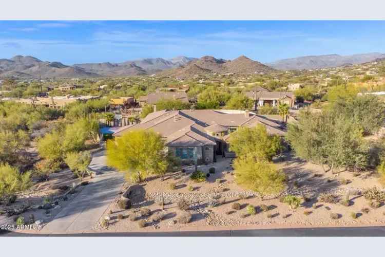 Single-family house For Sale in 5650, East Villa Cassandra Way, Carefree, Arizona