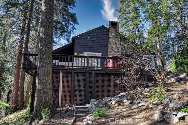 Single-family house For Sale in 689, Burnt Mill Road, Lake Arrowhead, California