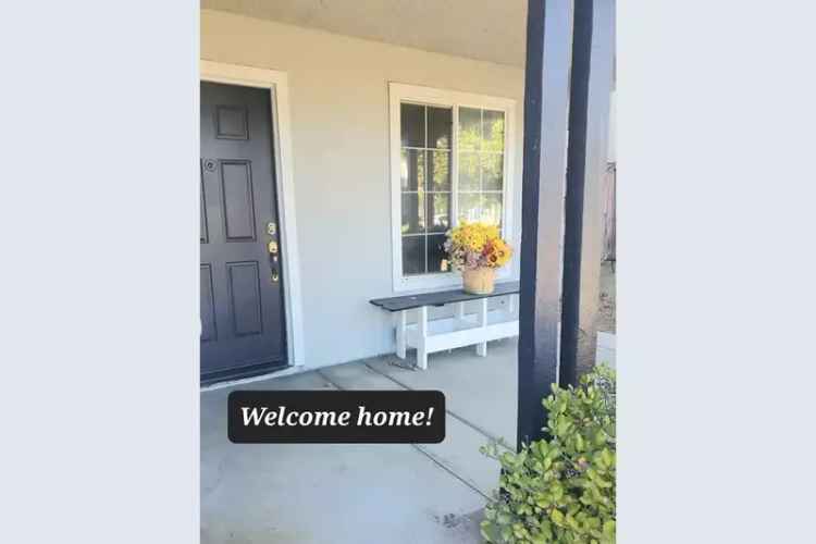 Single-family house For Sale in 35869, Frederick Street, Wildomar, California