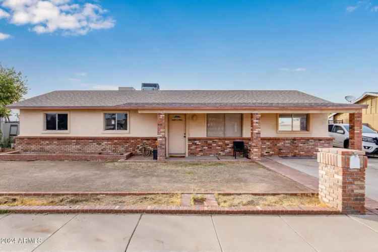 Single-family house For Sale in 11428, North 57th Lane, Glendale, Arizona