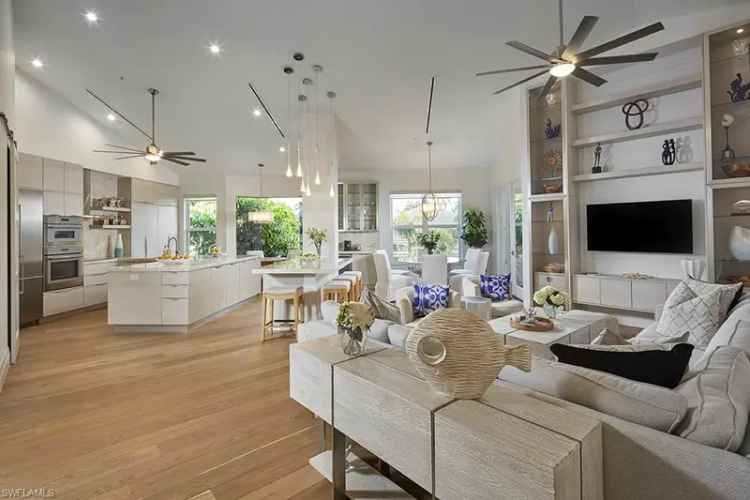 Condo For Sale in 231, Colonade Circle, Naples, Florida