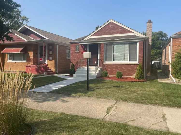 Single-family house For Sale in 10334, South Green Street, Chicago, Illinois