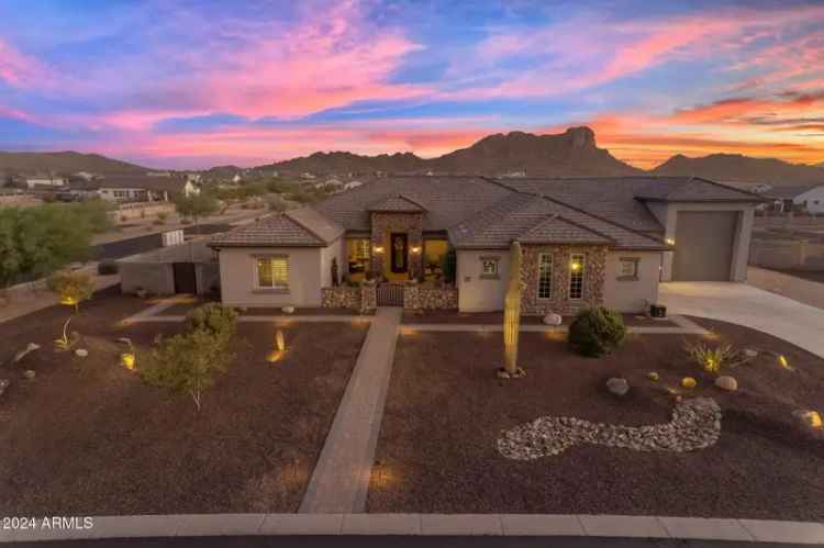 Single-family house For Sale in 439, West Paoli Street, San Tan Valley, Arizona