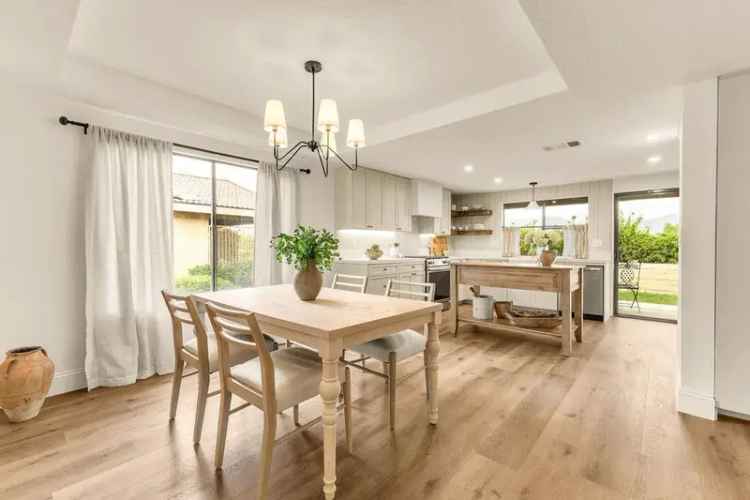 Condo For Sale in 117, Camino Arroyo South, Palm Desert, California