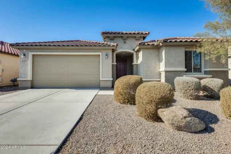 Single-family house For Sale in 21686, North 259th Drive, Buckeye, Arizona