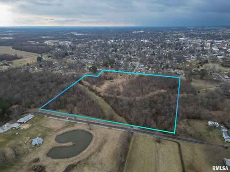 Land For Sale in 705, East Everett Street, Marion, Illinois